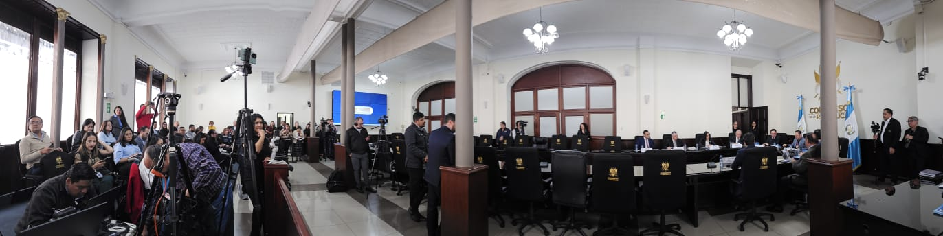 Comisión de postulación revisará 181 expedientes de aspirantes a magistrados del TSE 2026-2032